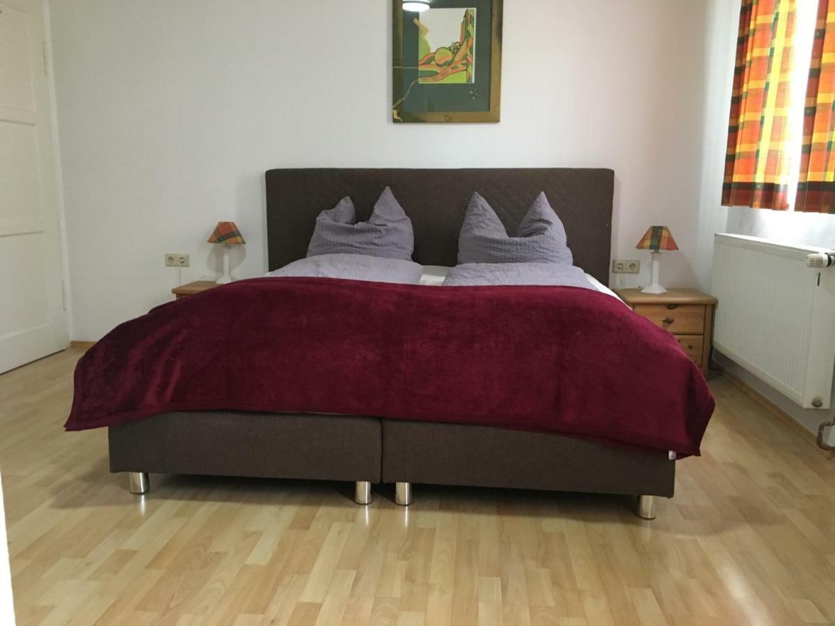 Hotel Lamm Stuttgart Waldenbuch Экстерьер фото