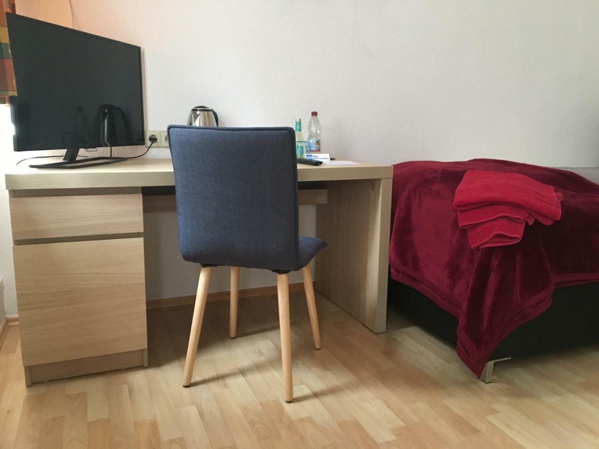 Hotel Lamm Stuttgart Waldenbuch Экстерьер фото